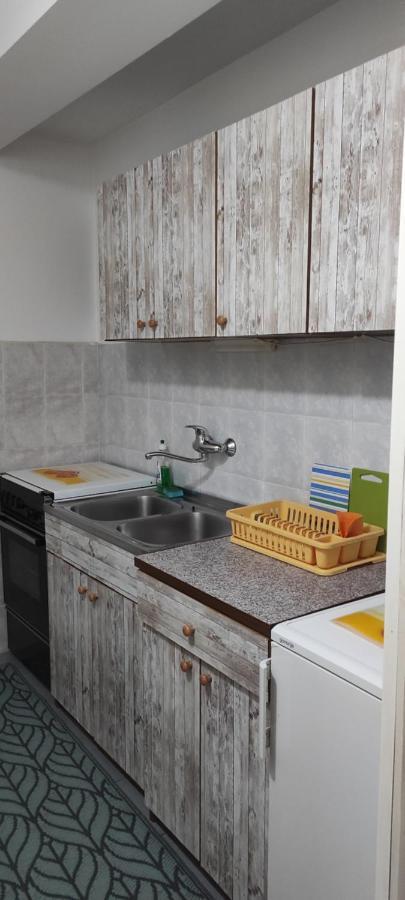נובי סאד Apartment Kiwi מראה חיצוני תמונה